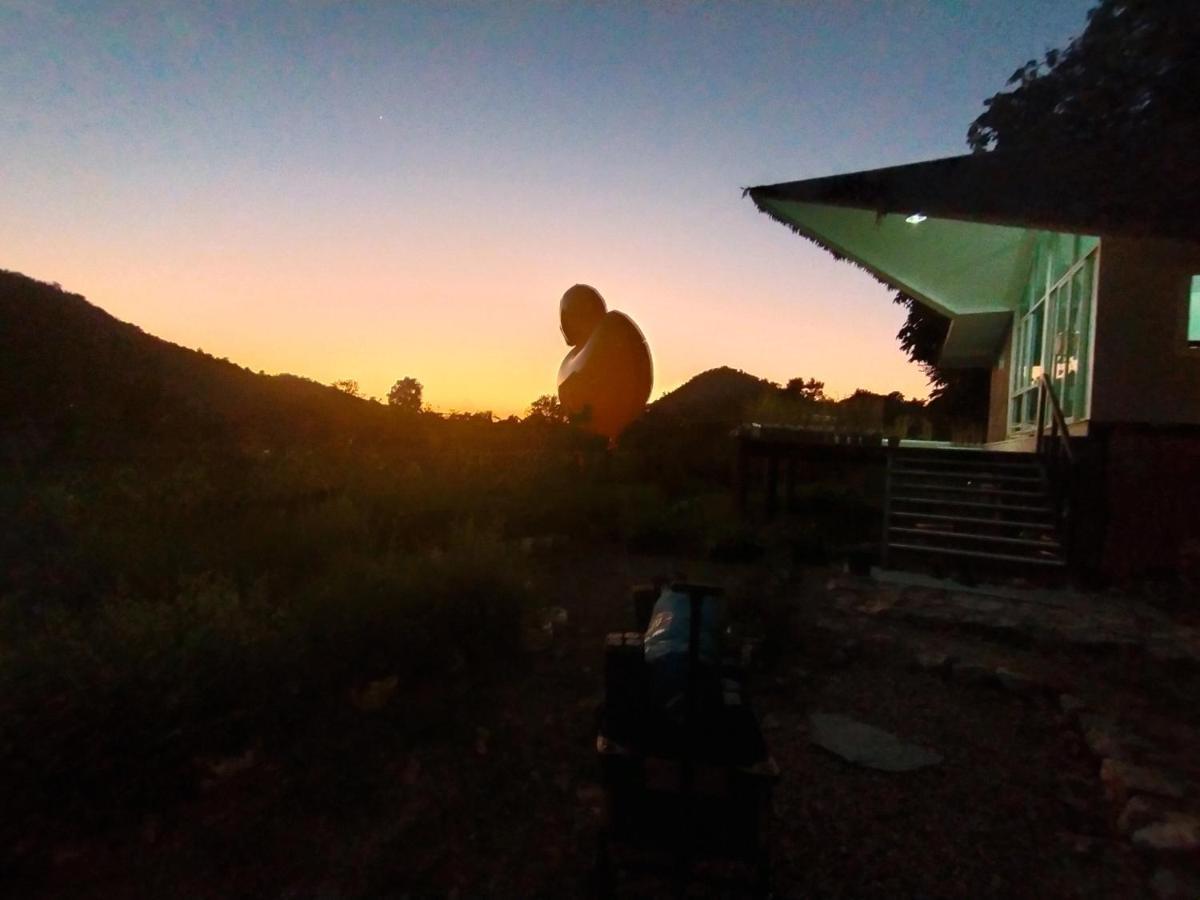 RatchaburiRoyal Mountain View别墅 外观 照片